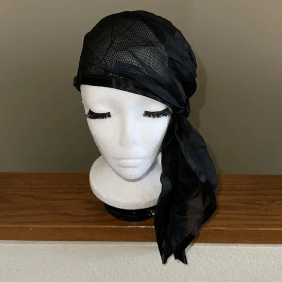 Collectors hat Bonwit Teller by famous designer Don Kline luxury store The Met - Picture 10 of 17